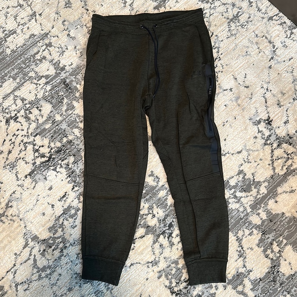 Nike Sportswear Tech Fleece